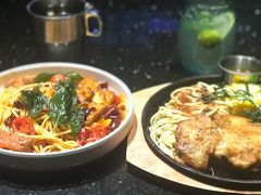 -K+全国连锁KTV(绿地缤纷天地店)