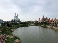 -泉城欧乐堡戏水湾艺术养生温泉