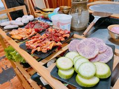 -阿昌白族石板烧·菌锅(大理古城店)