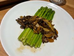 -一坐一忘云南菜(嘉里中心店)