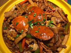 -多嘴超级肉蟹煲(杉杉国潮主题店)