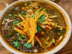 -余香七手工酸辣粉(荣勋花园店)