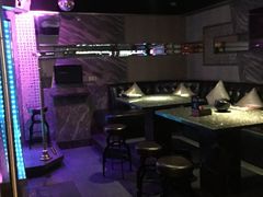 -好乐迪(张扬路八佰伴店)