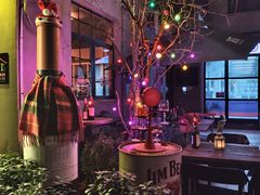 -SISTERS BAR RESTAURANT川意酒馆(嘉善老市H楼店)