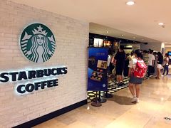 -星巴克(静安嘉里中心B2店)