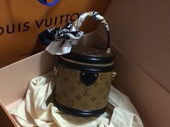 -LV路易威登(王府井半岛酒店)