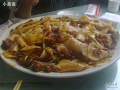 大份的爆炒小公鸡-新疆人(五大街店)
