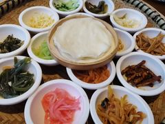 -包整·丝娃娃(一览甲秀楼风景店)