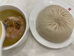 蟹黄汤包-怡园饭店-餐厅(四望亭店)