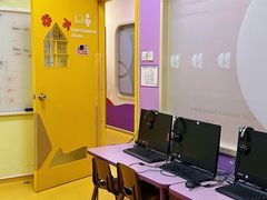 -瑞思少儿中心·少儿英语素养启蒙(勒泰直营校区)