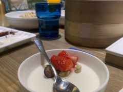 酸奶布丁-小大董·烤鸭(凤凰汇店)