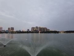 -岳阳阿波罗御庭酒店(岳阳楼区南湖广场店)