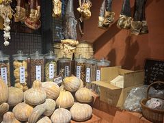 -许爷家·生态湖鲜(徐汇日月光店)