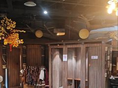 -暴风岛沉浸式体验馆(百联世纪店)