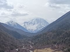 -亚拉雪山风景区