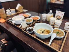 -蟹上黄·蟹黄面·江南糖水(人民广场店)