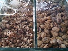-岛中岛·海鲜大排档·万宁老字号(东澳店)