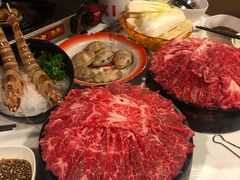 -鲜入围煮花胶鸡海鲜火锅