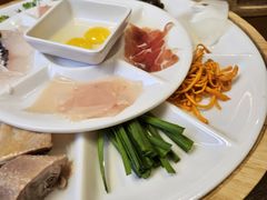 -芸南道·过桥米线(昆明老街旗舰店)