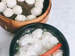 三鲜大馄饨-万寿斋(山阴路店)