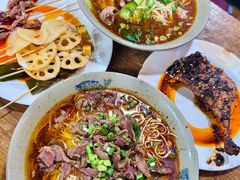 -丁丁猫重庆小面(徐州路店)