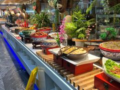 自助取餐区-食尚名肴自助涮烤