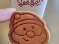 姜饼人丝绒拿铁-Seesaw Coffee(苏州中心店)