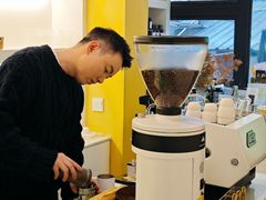 -YECLIP COFFEE黄色回形针咖啡