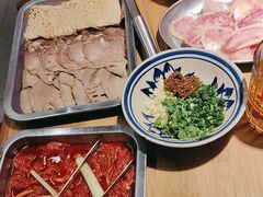 -洱火云南酸菜牛肉火锅(石景山当代商城店)
