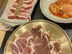 -臻牛烤肉
