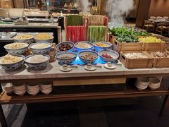 自助取餐区-厦门泰地万豪酒店-贡厨全日餐厅