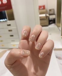 -天生爱美甲