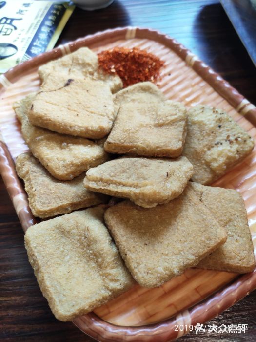 胡阿姨骟鸡豆腐(梦想城总店)大方臭豆腐图片