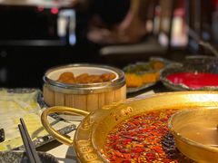 特色牛油锅-哥老官重庆美蛙鱼头(龙湖杭州金沙天街店)