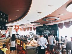 -荣誉国际酒店-云顶旋转餐厅