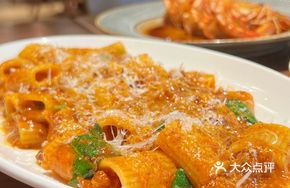 Handmade Beef Sauce Italian Handcrafted Rotini Pasta