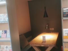 -魔方城市书房(中街益田店)