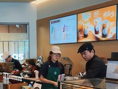 -星巴克臻选(华堂·新辰汇店)