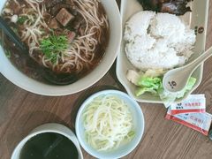 -李先生牛肉面大王(天津滨海机场T2航站楼店)
