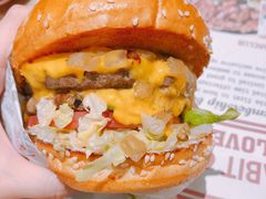 -The Habit Burger Grill 哈比特汉堡(爱琴海店)