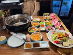 -明洞阿姨·韩式酱蟹烤肉·创意料理(三元桥店)