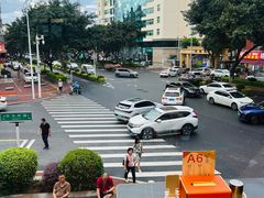 -鑫悦楼煎蟹·16年海鲜大排档