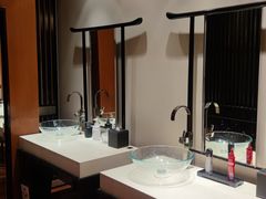 -丽思卡尔顿酒店泳池(金融街店)