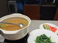 -佬太公海鸭·海鲜大排档(上海总店)