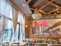 -玛格萝妮(汇智国际商业中心店)