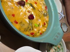 -望蓉城·古法酸菜鱼·川小馆(金桥国际店)
