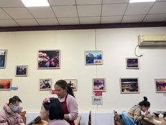 -牛八宝桂林米粉(八里庄店)