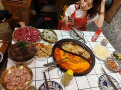 -旧街市鲜货老火锅(大光路店)