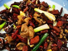 辣子肥肠-洪霞餐馆
