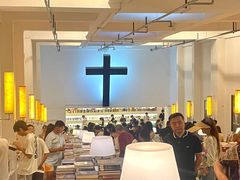 -先锋书店(五台山总店)
